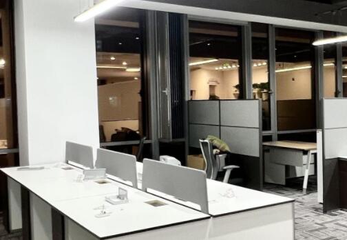 2025興旺聚財(cái)?shù)墓久执笕? /></a>在商業(yè)的浩瀚星空中，公司的名字就如同璀璨的星辰，閃耀著獨(dú)特的光芒。一個好的公司名，那可是成功的敲門磚。簡單易記又充滿了創(chuàng)新的公司名字，有韻味，讓人一下就記住了。一個易于理解、朗朗上口且富有內(nèi)涵的公司名...</div>
			         <span id="ctl00_ContentPlaceHolder1_subjectList_dgNews_ctl09_Label1" style="color:Green;font-size:10pt;">2024/12/30 10:15:55</span>
			        <div style="height:5px; font-size:5px"> </div>
			        <hr width="99%" style="text-align:center; border-style:dotted; border-width:0px; height:1px;" />
			        <div style="height:5px; font-size:5px"> </div>
			    </div>
		        </td>
	</tr><tr style="border-width:0px;">
		<td valign="top">
		        <div style="padding-left:3px; padding-right:3px;line-height:180%">
			         <h3 style="padding:0px;margin:0px;display:inline;"><a id="ctl00_ContentPlaceHolder1_subjectList_dgNews_ctl10_HyperLink1" class="headline" href="/subject/gongsiqimingdaquan/s.aspx?newsid=17780" target="_blank">好聽的糕點(diǎn)名字免費(fèi)</a></h3>
			        
			          <span style="color:Red;font-size:8pt;"></span>
			        <br />
			        <div style="padding-top:1px; width:95%; padding-left:8px; line-height:180%;color:#2f2f2f;font-size:14px;" ><a href=