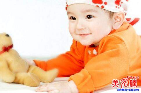 好聽(tīng)?zhēng)洑獾哪袑殞毿∶笕? /></a>如何給你的男寶寶起一個(gè)帥氣又好聽(tīng)的小名和起一個(gè)大名同等重要,需要父母認(rèn)真的對(duì)待,今天小編就來(lái)說(shuō)說(shuō)男寶寶起小名的那些事。一、起好聽(tīng)?zhēng)洑獾哪袑殞毿∶椒?nbsp; 男寶寶生來(lái)陽(yáng)剛,堅(jiān)強(qiáng)。取個(gè)霸氣的小名就...</div>
<span id="ctl00_ContentPlaceHolder1_subjectList_dgNews_ctl05_Label1" style="color:Green;font-size:10pt;">2017/4/24 22:05:47</span>
<div style="height:5px; font-size:5px"> </div>
<hr width="99%" style="text-align:center; border-style:dotted; border-width:0px; height:1px;" />
<div style="height:5px; font-size:5px"> </div>
</div>
</td>
</tr><tr style="border-width:0px;">
<td valign="top">
<div style="padding-left:3px; padding-right:3px;line-height:180%">
<h3 style="padding:0px;margin:0px;display:inline;"><a id="ctl00_ContentPlaceHolder1_subjectList_dgNews_ctl06_HyperLink1" class="headline" href="/baobaoqiming/nanbaobaoqiming/s.aspx?newsid=6318" target="_blank">好聽(tīng)的雞年男寶寶起名大全</a></h3>
<span style="color:Red;font-size:8pt;"></span>
<br />
<div style="padding-top:1px; width:95%; padding-left:8px; line-height:180%;color:#2f2f2f;font-size:14px;" ><a href=