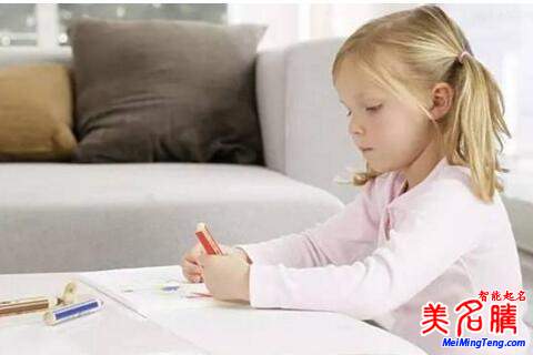 2018狗年鮑姓寶寶專(zhuān)屬起名大全及技巧