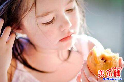 狗年紀(jì)姓寶寶起名要去掉這幾個小毛病